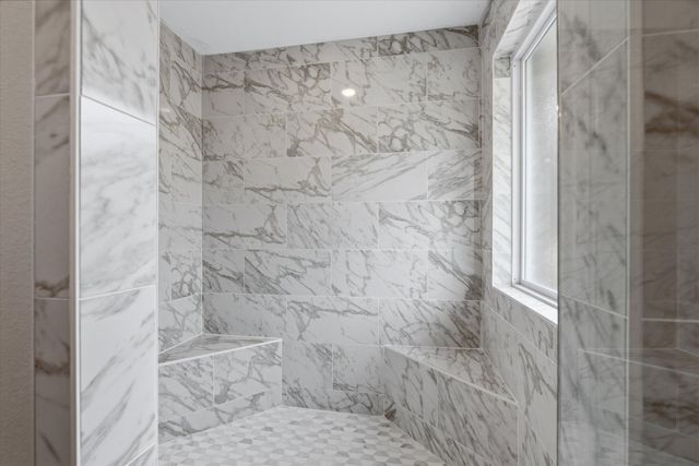 1329 VISTA CAMPO, Jefferson City, MO 65109