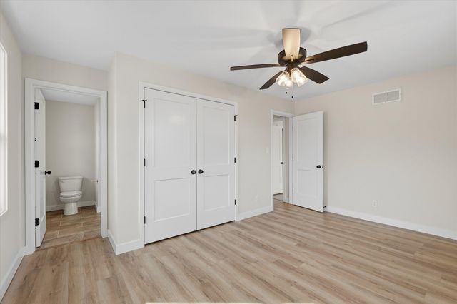 1329 VISTA CAMPO, Jefferson City, MO 65109