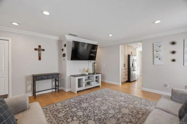 3008 Hires Way, San Diego, CA 92173