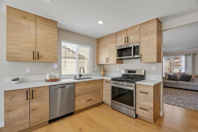 3008 Hires Way, San Diego, CA 92173