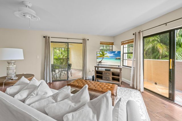 6670 Villa Sonrisa Drive 224, Boca Raton, FL 33433