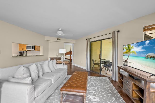 6670 Villa Sonrisa Drive 224, Boca Raton, FL 33433