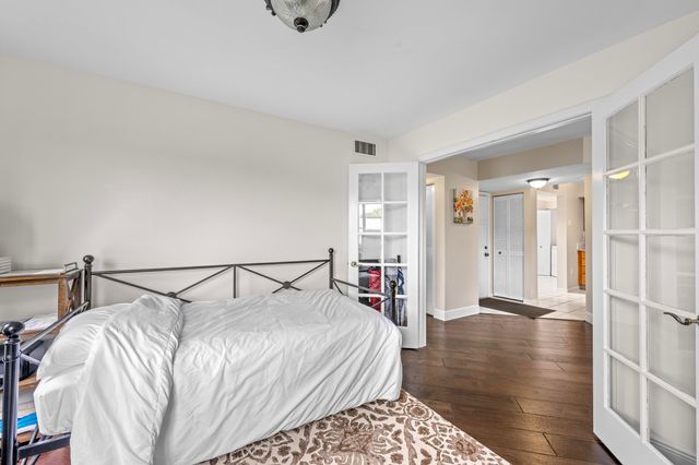 6670 Villa Sonrisa Drive 224, Boca Raton, FL 33433