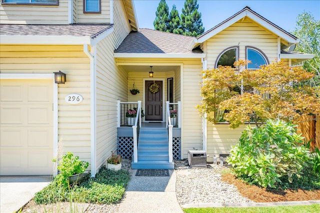 296 Randall Dr, Folsom, CA 95630