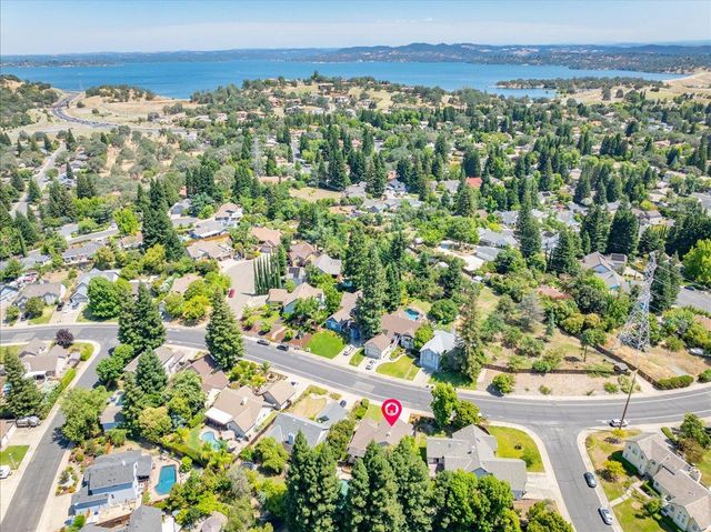 296 Randall Dr, Folsom, CA 95630