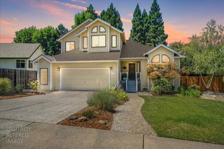 296 Randall Dr, Folsom, CA 95630