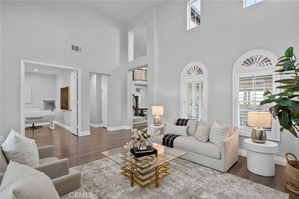 Image 22 of property listing at 1561 Vandagriff Way, Corona, CA 92883