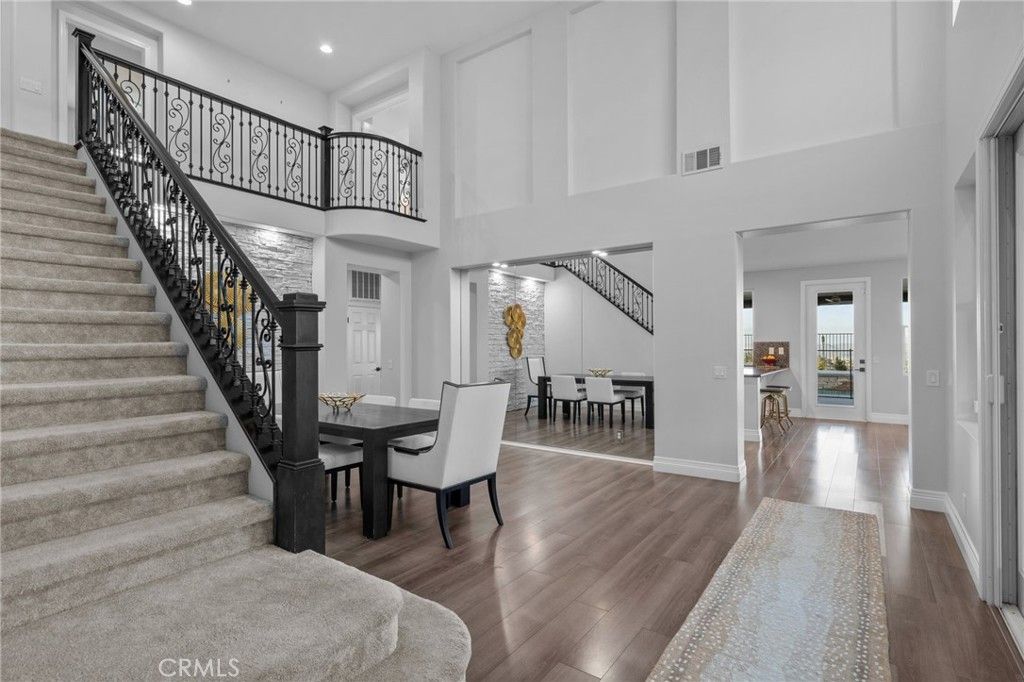 Image 27 of property listing at 1561 Vandagriff Way, Corona, CA 92883