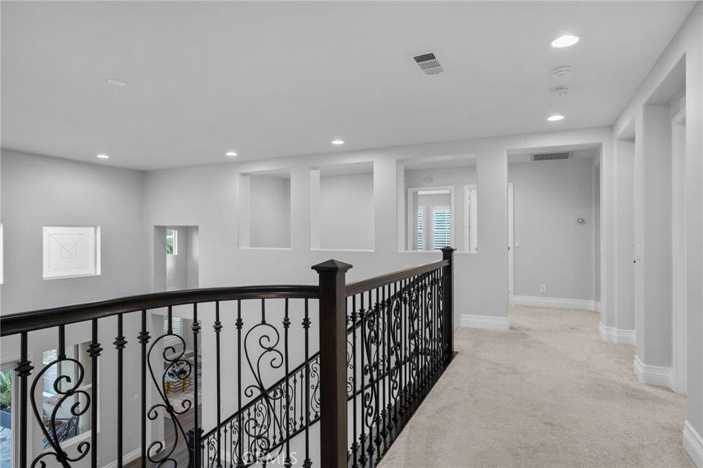 Image 43 of property listing at 1561 Vandagriff Way, Corona, CA 92883