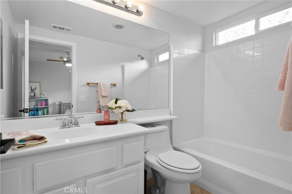 Image 63 of property listing at 1561 Vandagriff Way, Corona, CA 92883