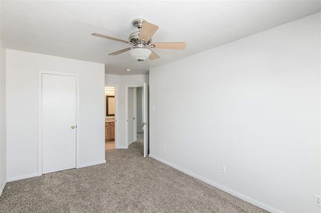 9811 S Galwan Circle, Houston, TX 77070