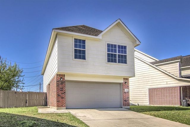 9811 S Galwan Circle, Houston, TX 77070