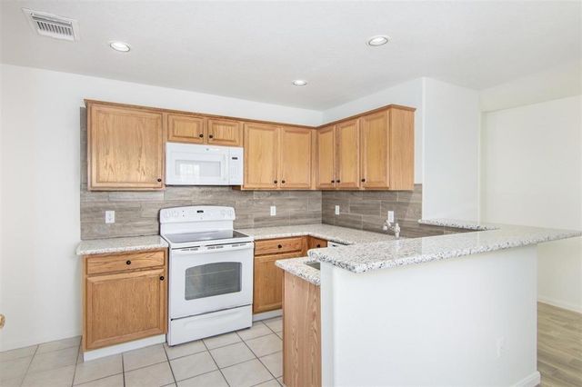 9811 S Galwan Circle, Houston, TX 77070