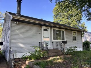 215 Midlothian Road, St Louis, MO 63137