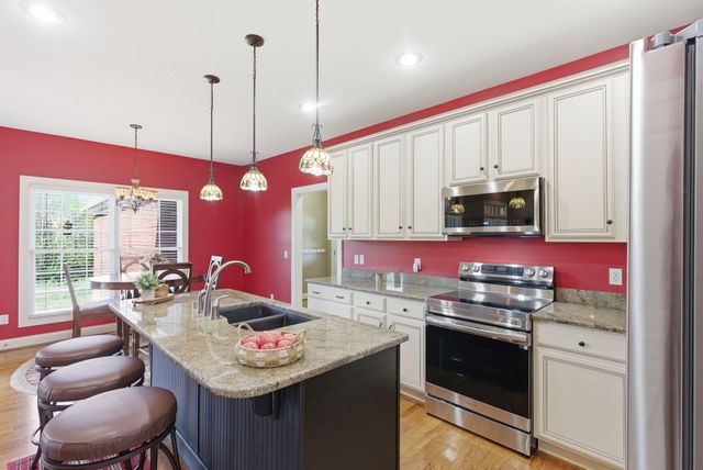 302 Apricot Court, Richmond, KY 40475