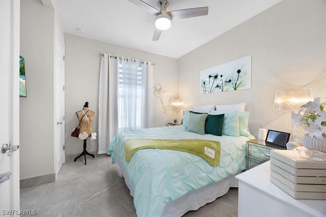 301 Kismet PKWY E, Cape Coral, FL 33909