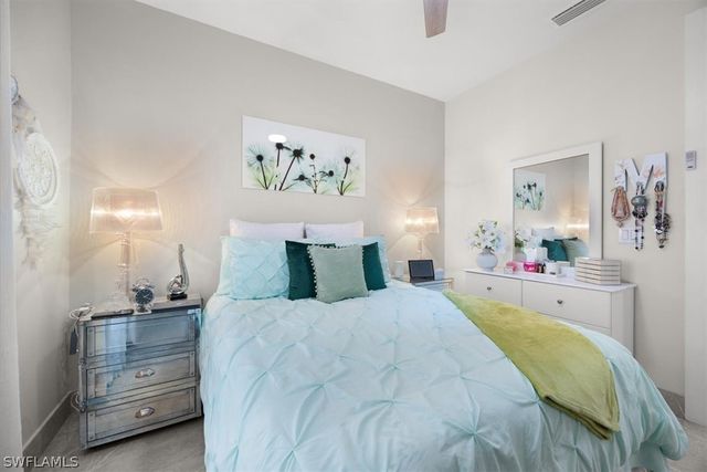 301 Kismet PKWY E, Cape Coral, FL 33909