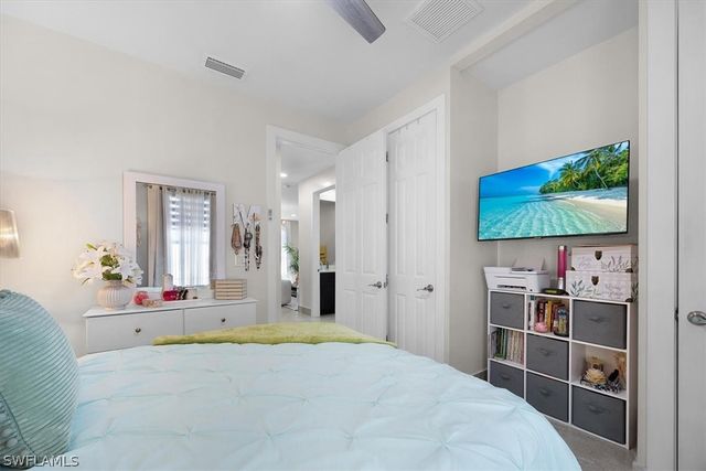 301 Kismet PKWY E, Cape Coral, FL 33909