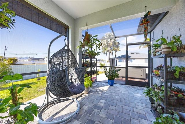 301 Kismet PKWY E, Cape Coral, FL 33909