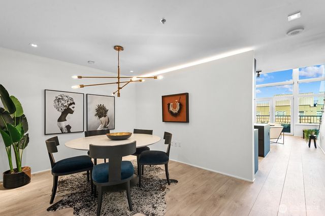 2717 Western Avenue #PH04, Seattle, WA 98121