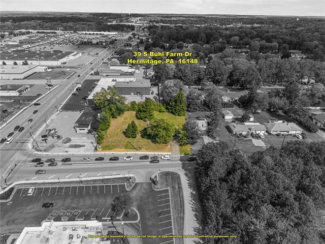 39 S Buhl Farm Dr, Hermitage, PA 16148