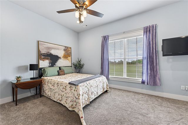 13985 N Mount Olive Road, Gravette, AR 72736