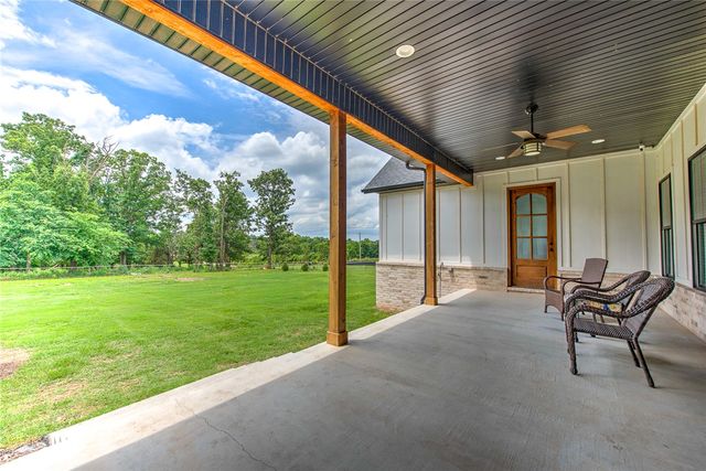 13985 N Mount Olive Road, Gravette, AR 72736