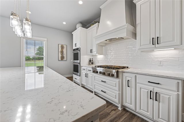 13985 N Mount Olive Road, Gravette, AR 72736