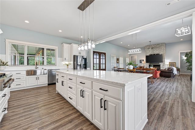 13985 N Mount Olive Road, Gravette, AR 72736