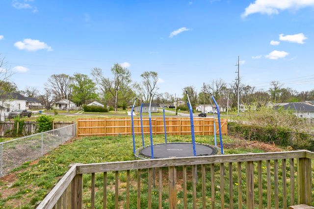 1306 N Brown Avenue, Springfield, MO 65802