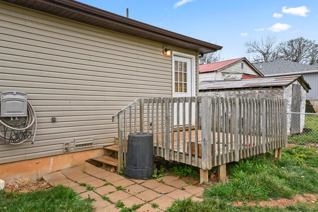 1306 N Brown Avenue, Springfield, MO 65802