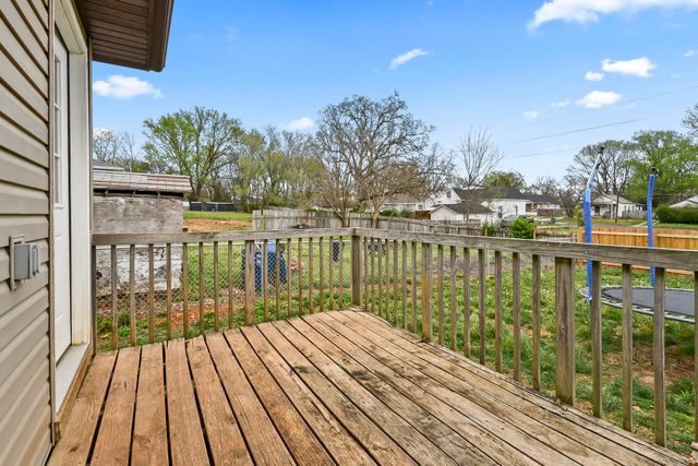 1306 N Brown Avenue, Springfield, MO 65802