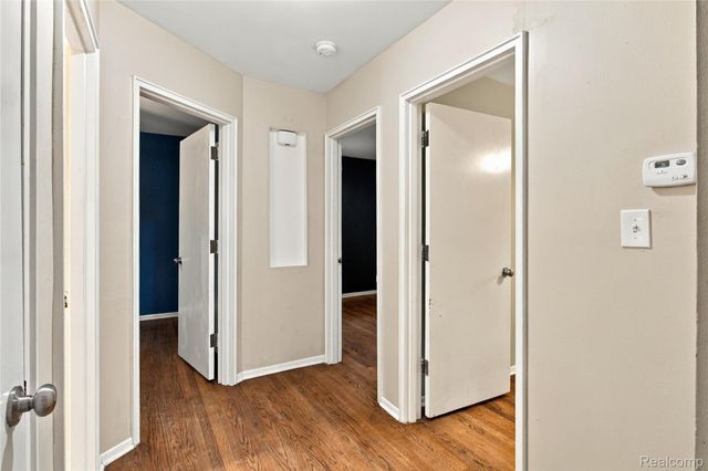 21721 Sussex Street, Oak Park, MI 48237
