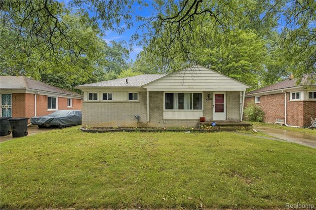 21721 Sussex Street, Oak Park, MI 48237