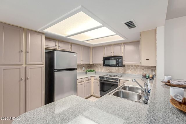 19093 N 97TH Lane, Peoria, AZ 85382