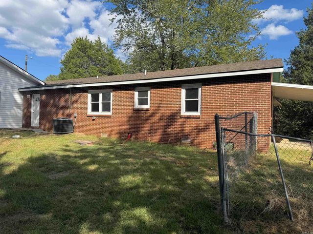 546 County Road 3361, Clarksville, AR 72830