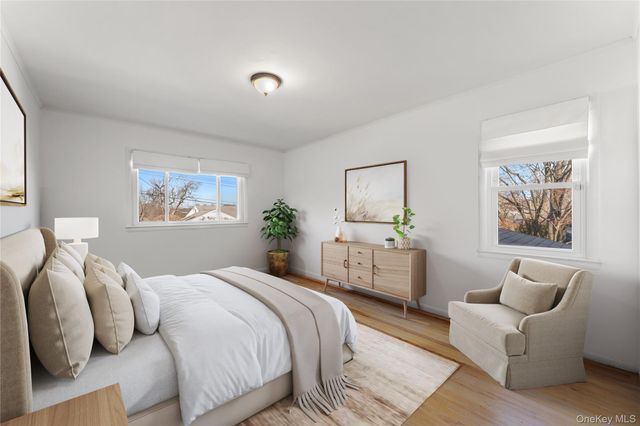 14 Baylor Circle, White Plains, NY 10605