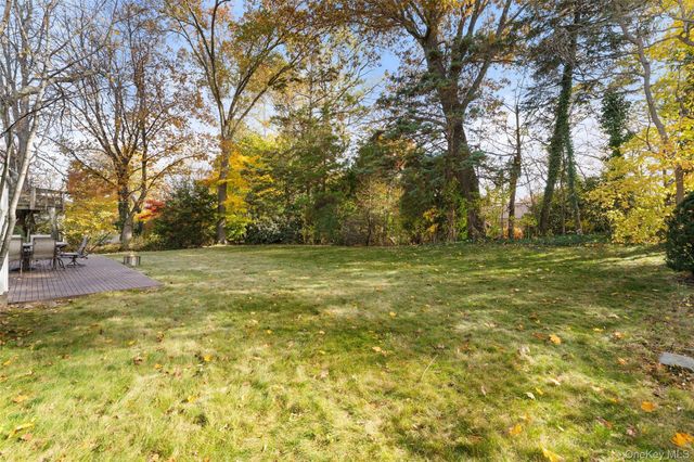 14 Baylor Circle, White Plains, NY 10605