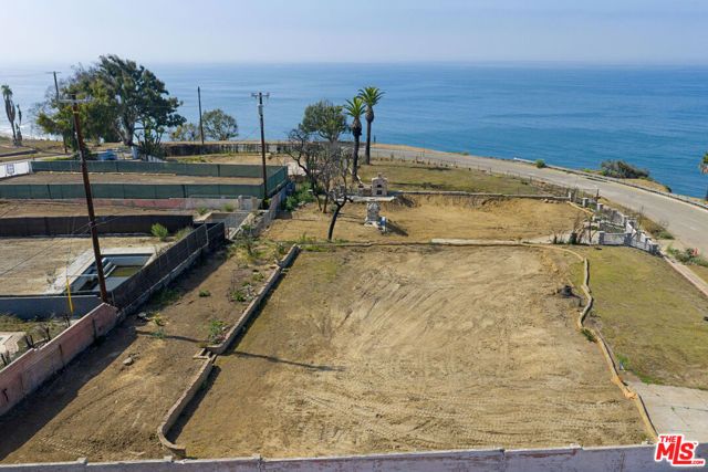 15221 Via De Las Olas, Pacific Palisades (los Angeles), CA 90272