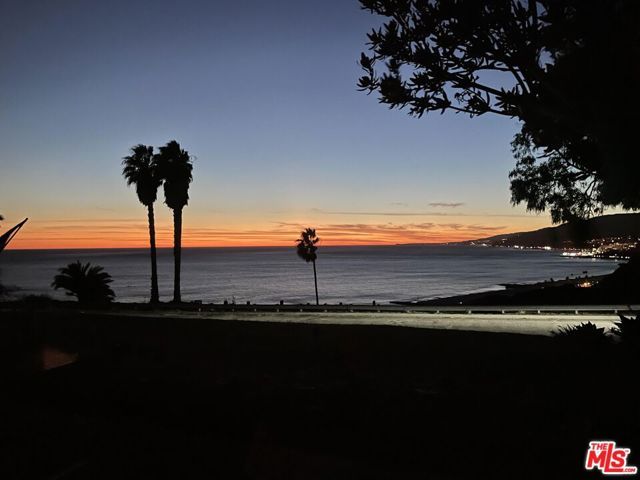 15221 Via De Las Olas, Pacific Palisades (los Angeles), CA 90272