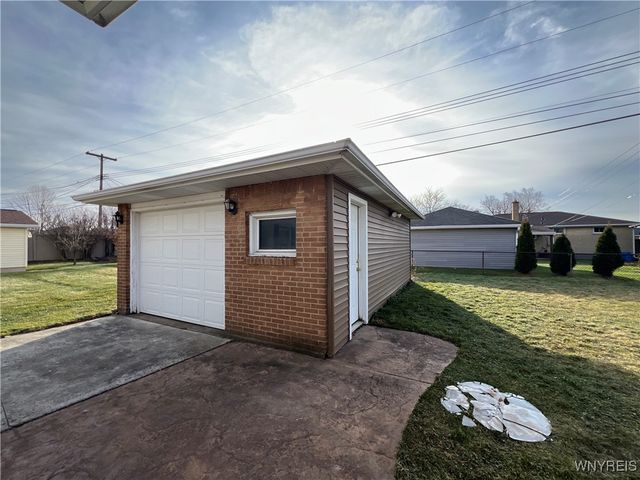 47 Temple Drive, Cheektowaga, NY 14225