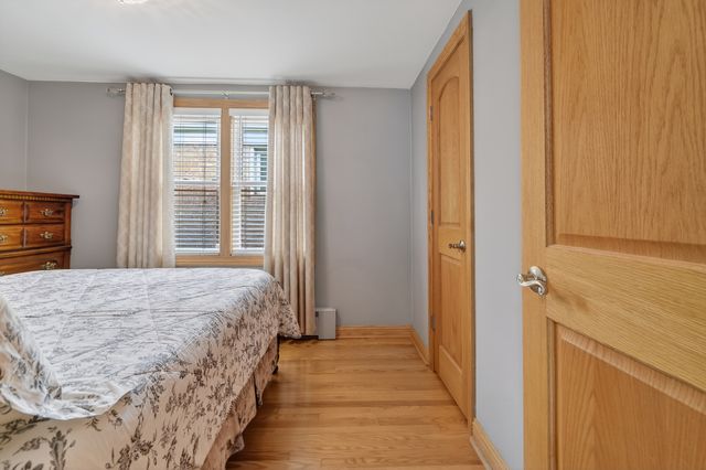 5723 S Melvina Avenue, Chicago, IL 60638