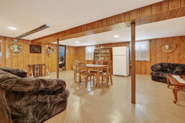 5723 S Melvina Avenue, Chicago, IL 60638