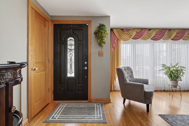 5723 S Melvina Avenue, Chicago, IL 60638