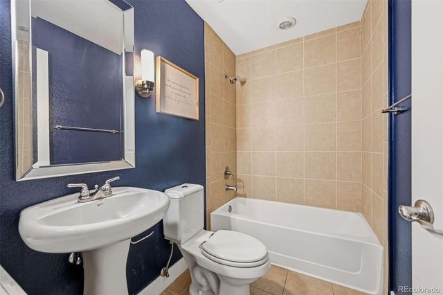 2240 N Clay Street 204, Denver, CO 80211