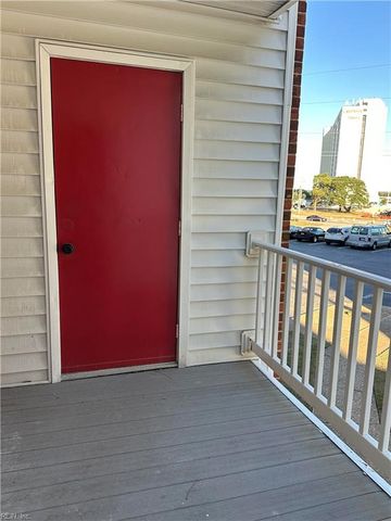 2301 Estuary CT, Virginia Beach, VA 23451