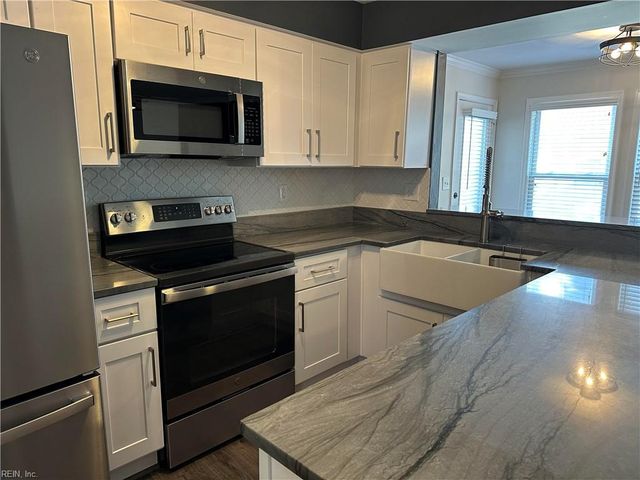 2301 Estuary CT, Virginia Beach, VA 23451