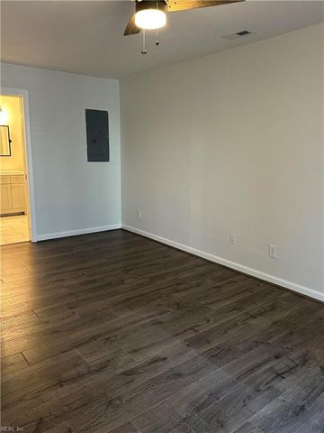 2301 Estuary CT, Virginia Beach, VA 23451