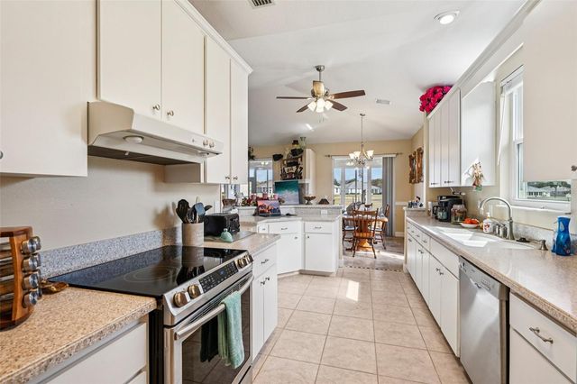 5535 NW 23RD PLACE, Ocala, FL 34482