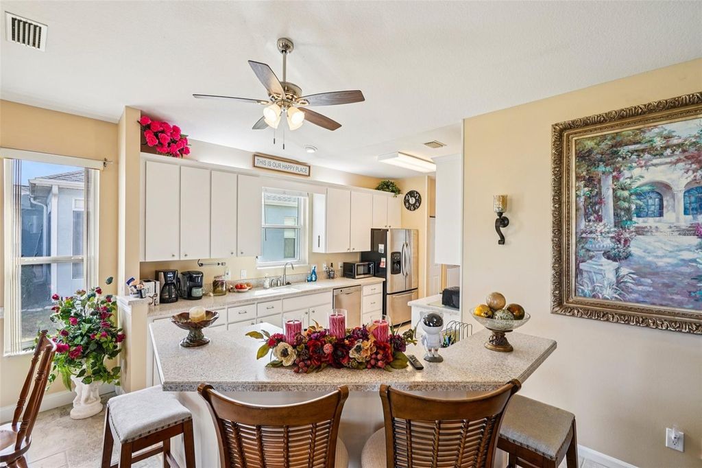 Image 7 of property listing at 5535 NW 23RD PLACE, Ocala, FL 34482